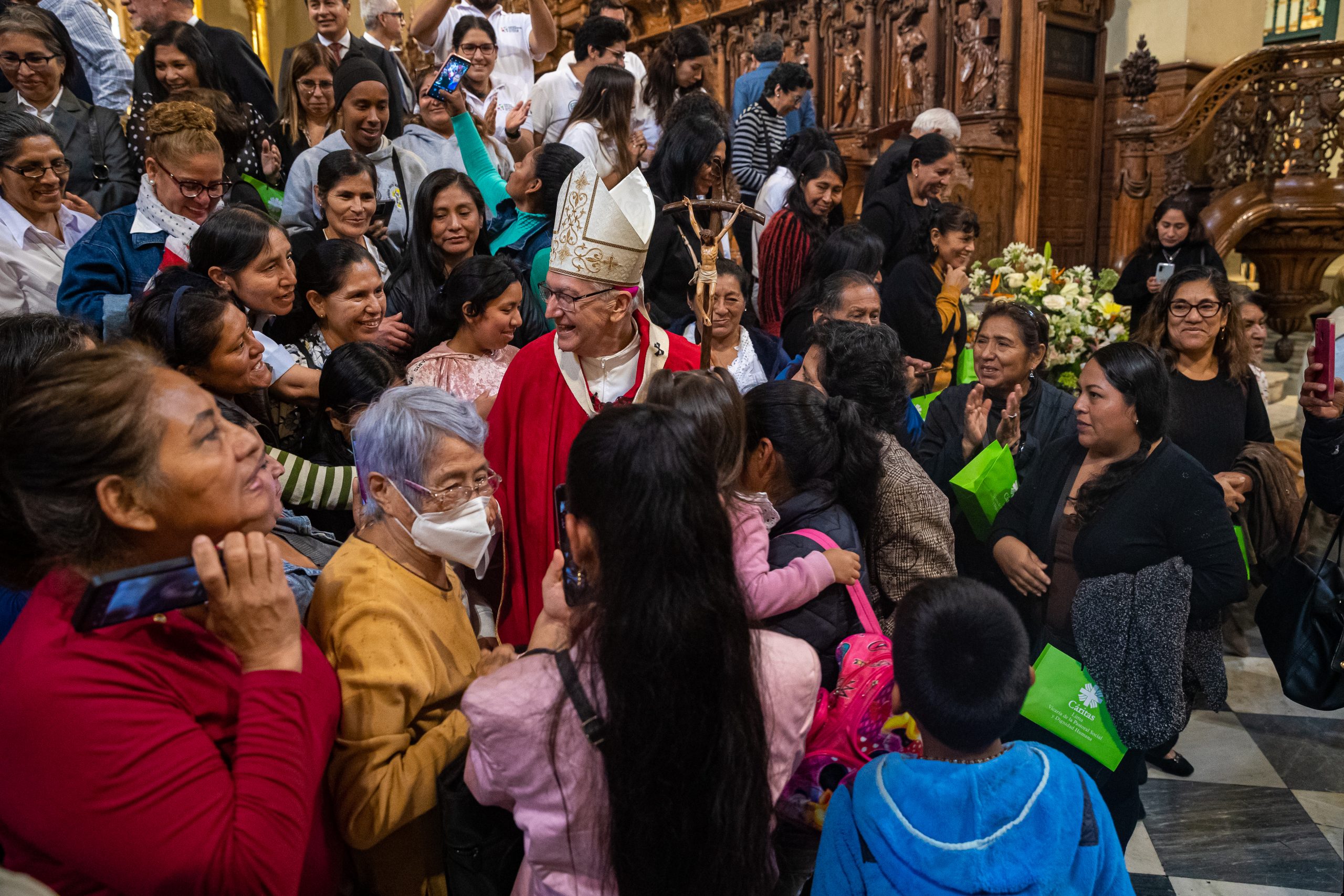 El Espíritu Santo aviva la solidaridad: misa de Pentecostés y acción de gracias